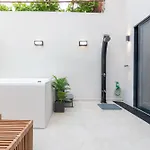 Mos Luxury Suits 