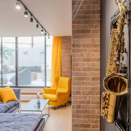 Daire Mos Luxury Suits 