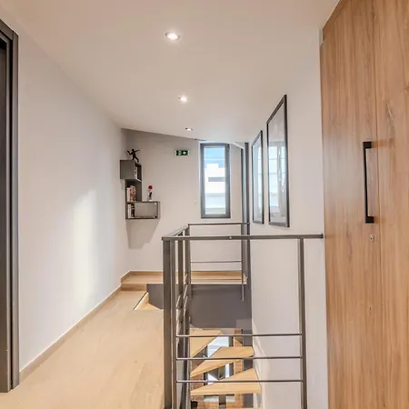 아파트 Mos Luxury Suits 